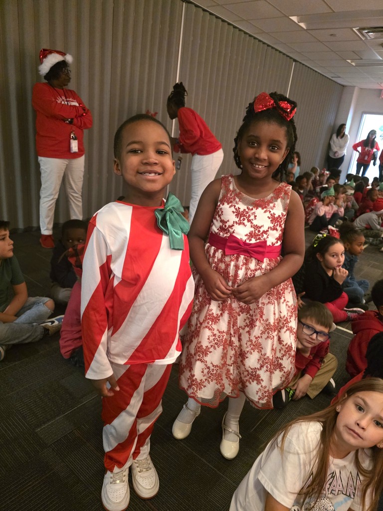 Students dressed in holiday attire.