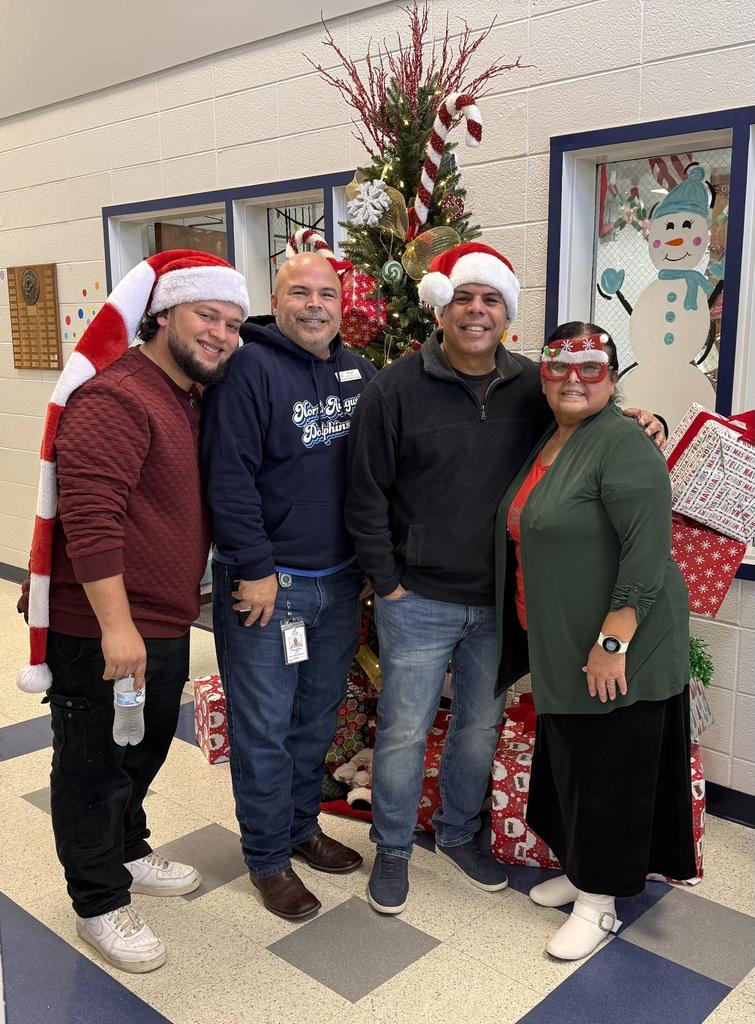 Feliz Navidad Singing into the Holiday Season 