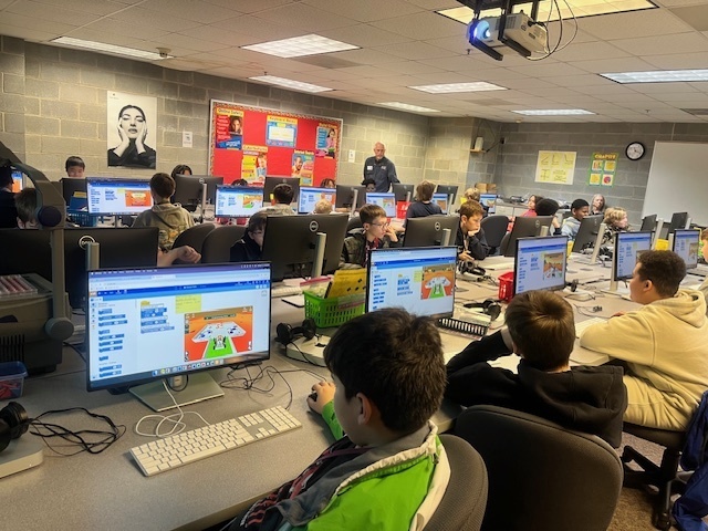 Before Winter break 58 students from our STEM classes visited USC Aiken's Ruth Patrick Science Center!