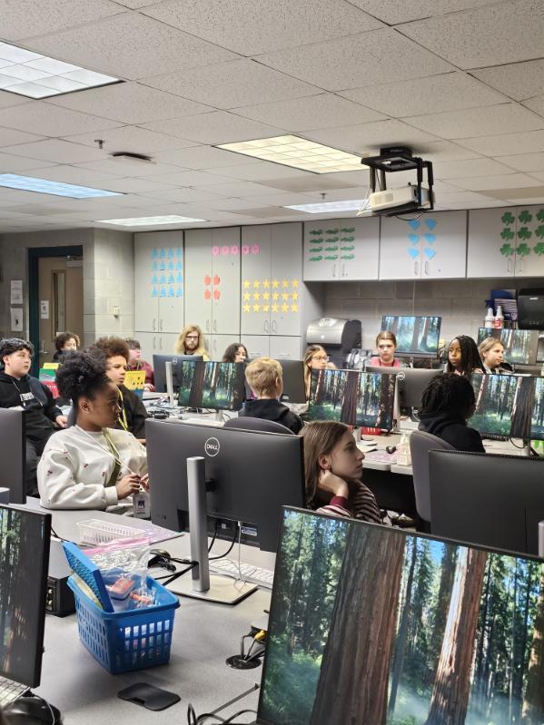 Before Winter break 58 students from our STEM classes visited USC Aiken's Ruth Patrick Science Center!