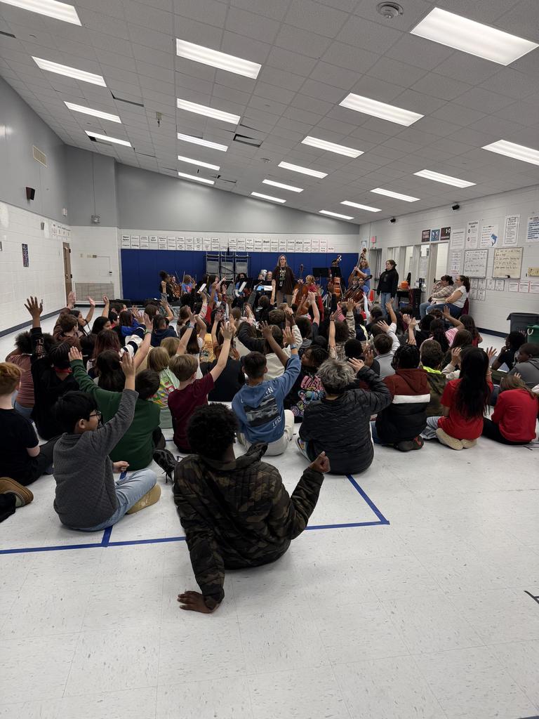 Paul Knox Middle School Orchestra, visits NAUES 5th graders