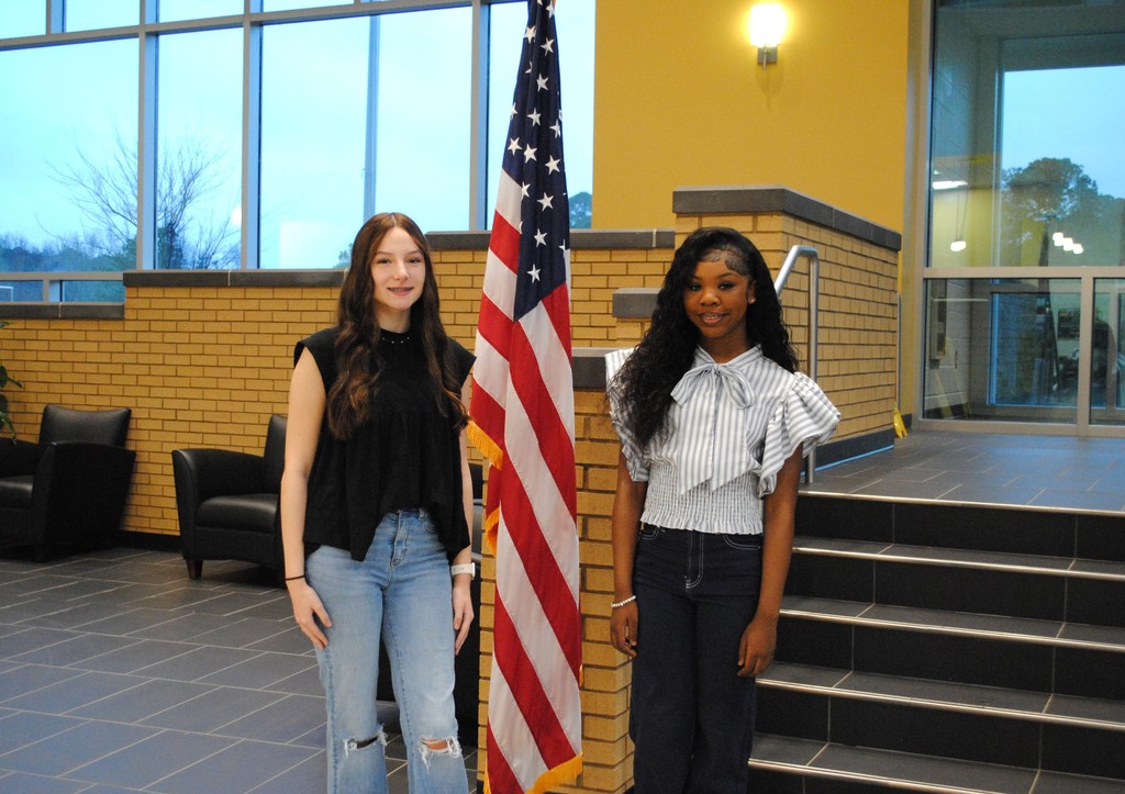 Miss NASH Contestants standing on stairs.