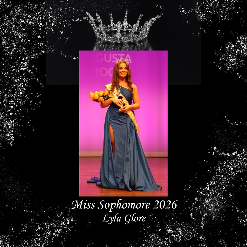 Miss Sophomore NAHS Pageant winner with crown.