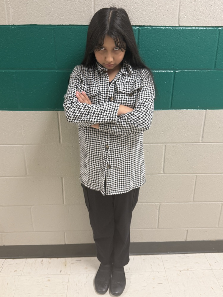 students dressed as leaders with biographies 