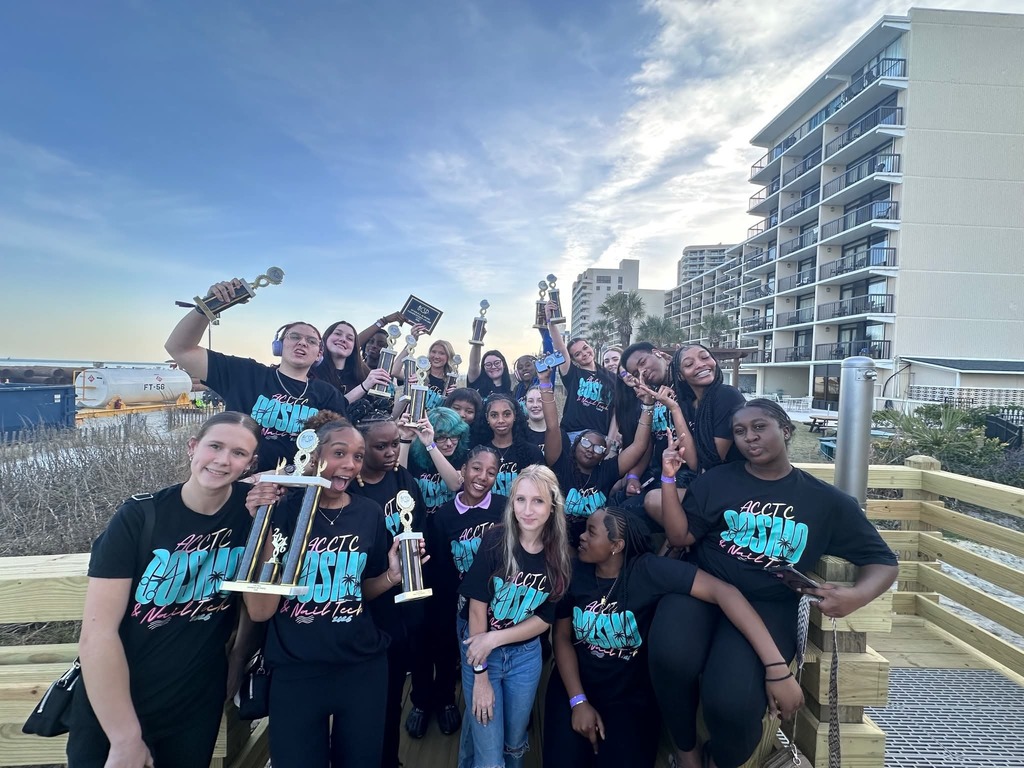 image of students enjoying a field trip in myrtle beach, south carolina