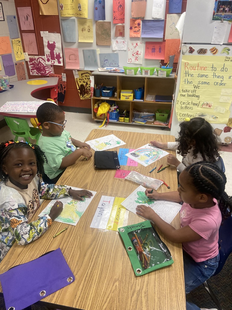 North Aiken 4K students color pictures.