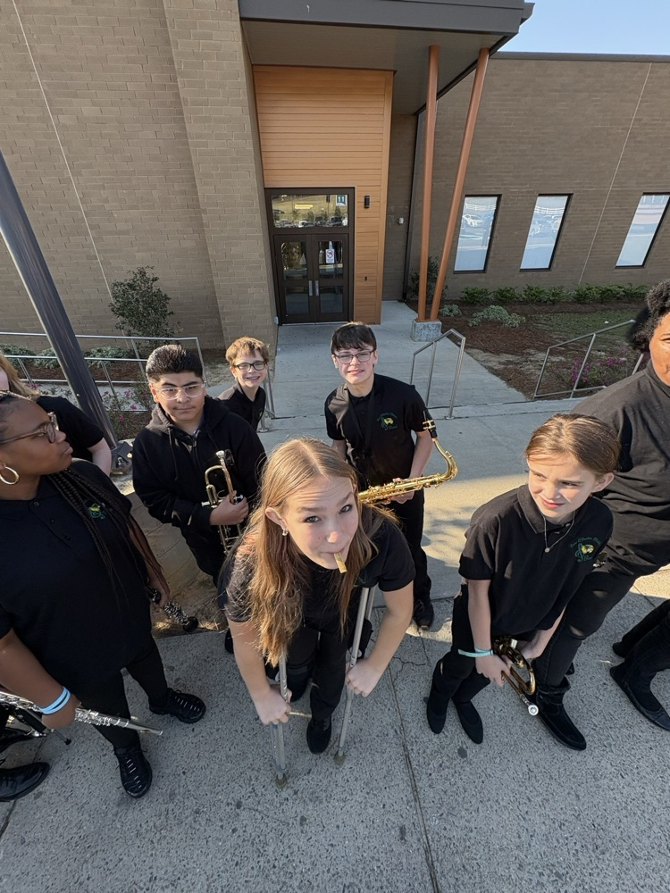 band students posing for a picture