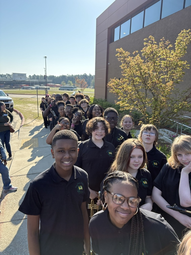band students posing for a picture