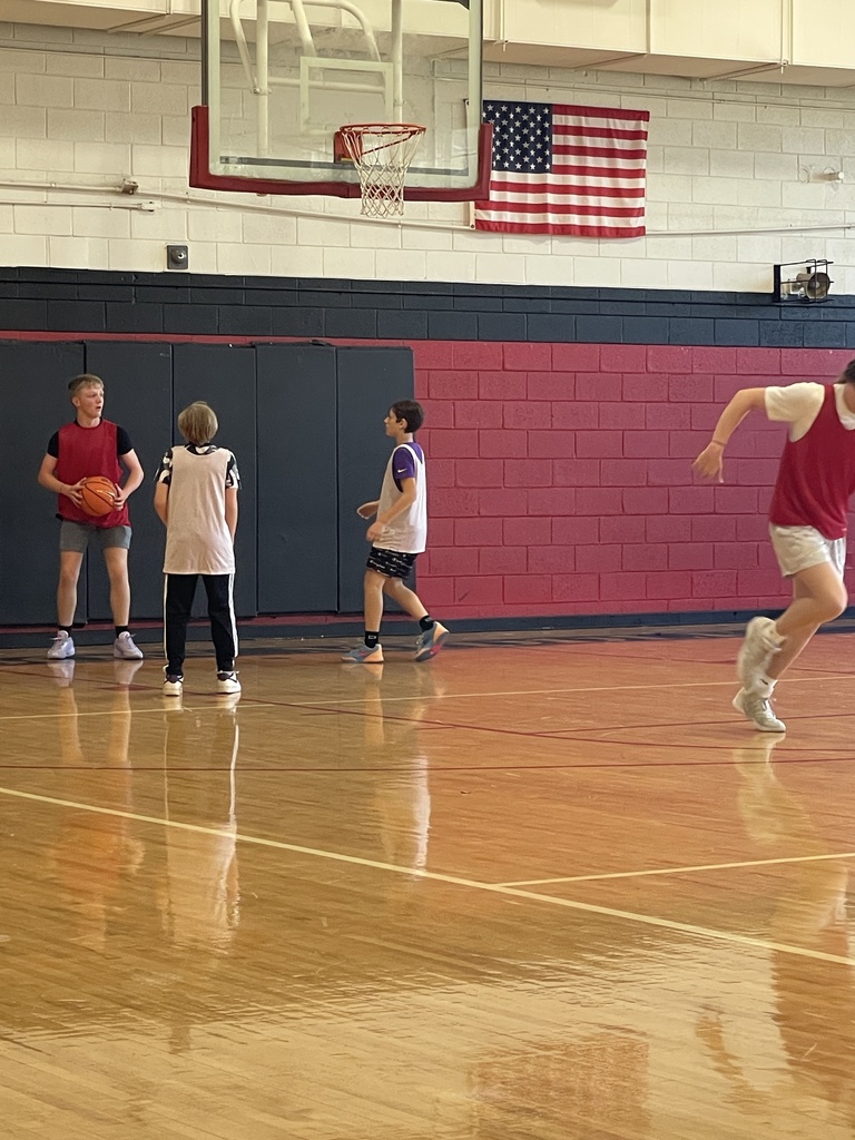 3 on 3 game players on court