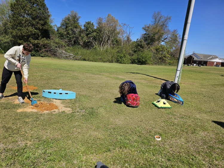 students working on an art project 