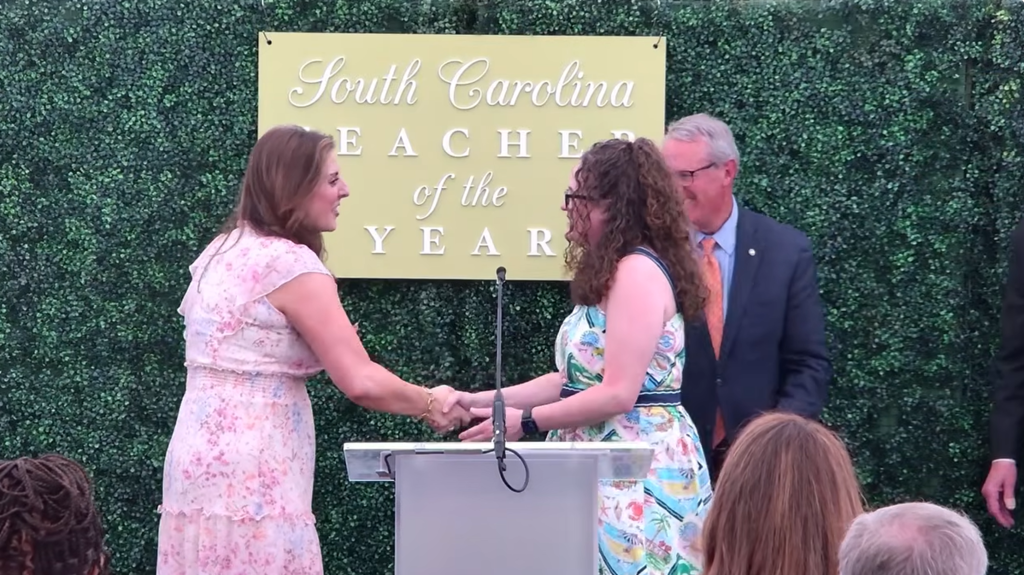 Dr Palladino accepting her award.