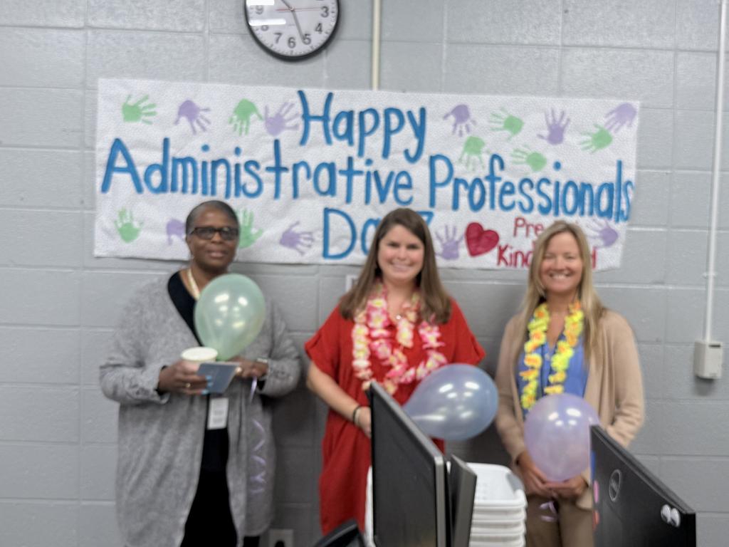 Administrative Professionals Day. Apr 22 