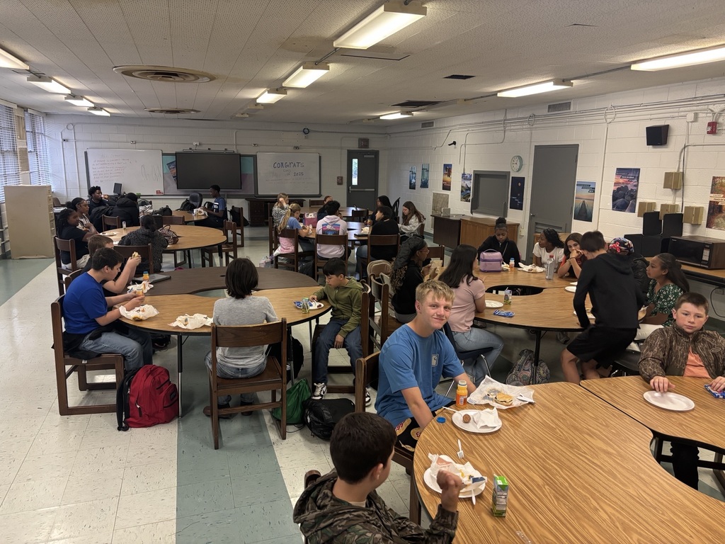 Whole group photo of Buddy Breakfast.