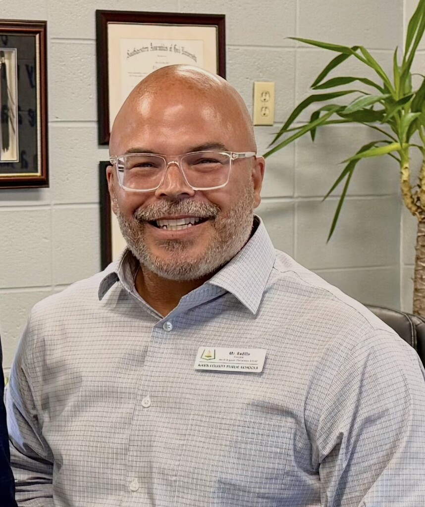Principal Badillo - NAUES