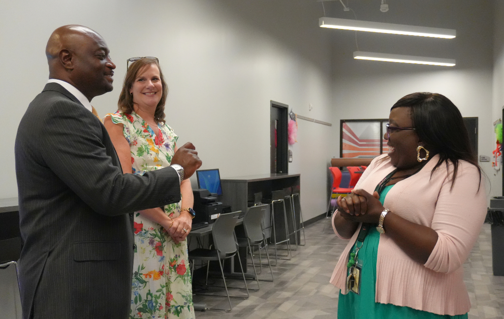 Administrators at Aiken Scholars Academy chat with Superintendent Dr. Corey Murphy.