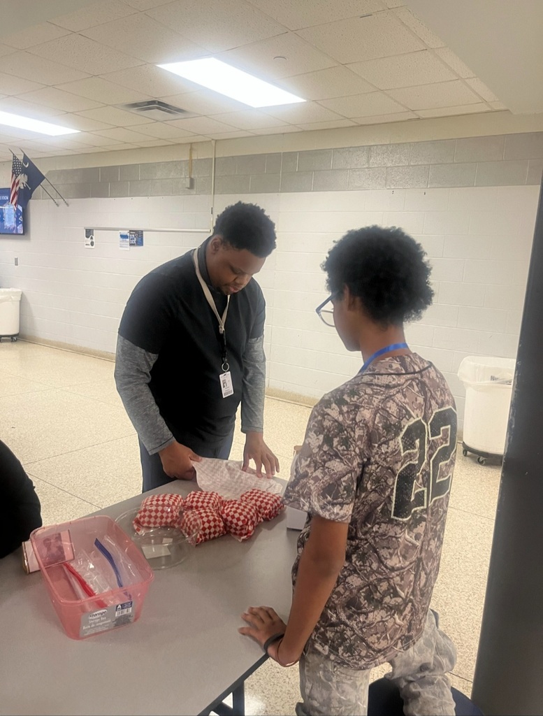 Students in cafeteria