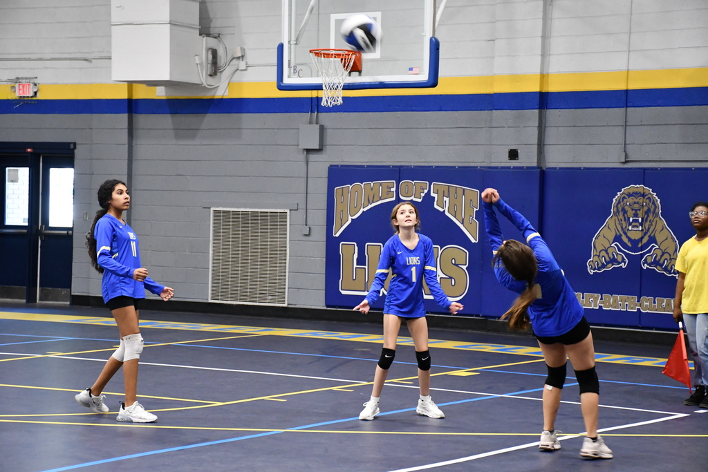 Lady Lions vs Leavelle