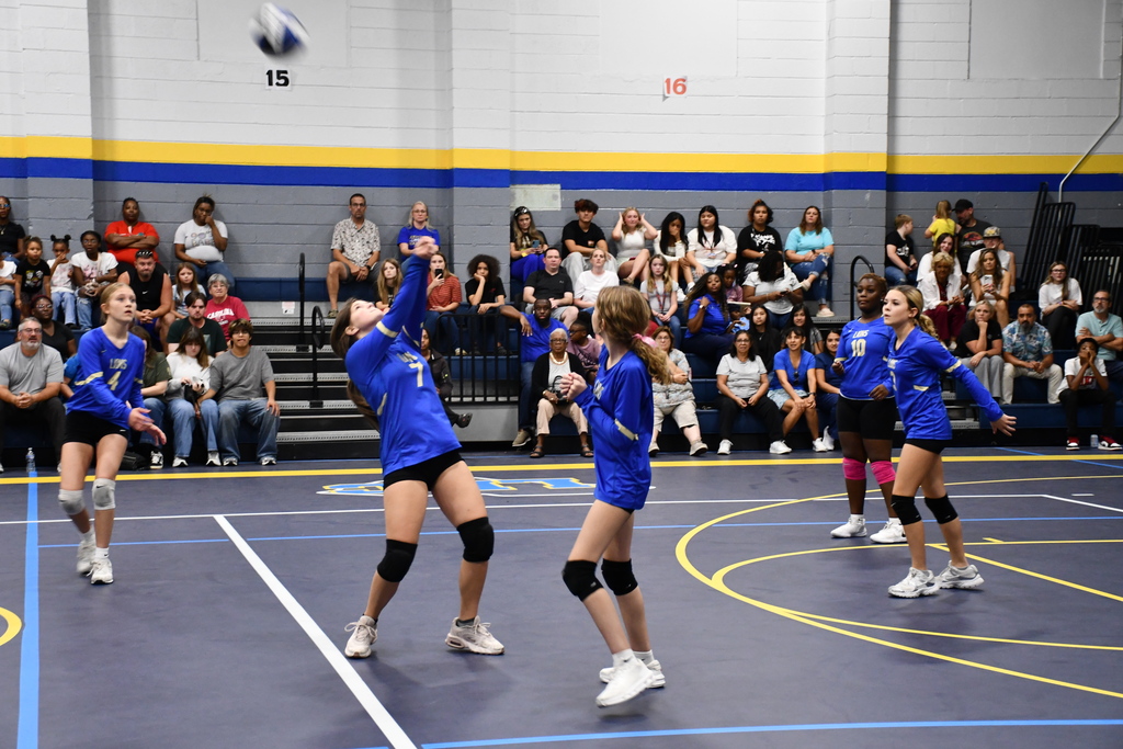 Lady Lions vs Leavelle