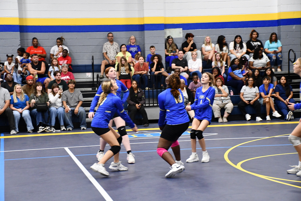 Lady Lions vs Leavelle