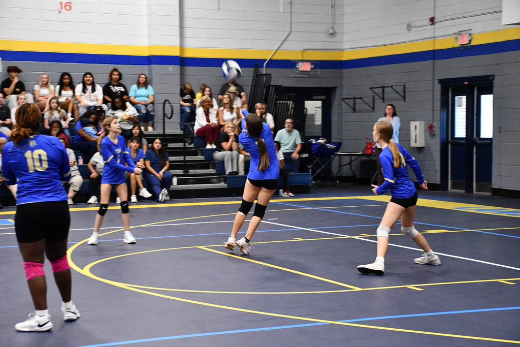 Lady Lions vs Leavelle