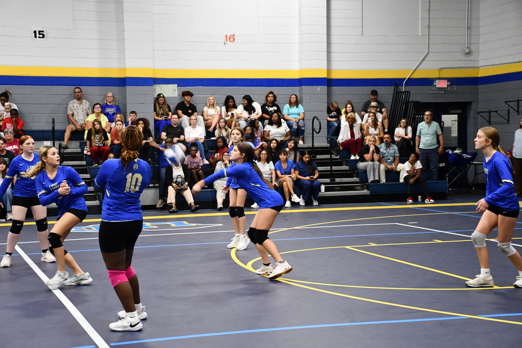 Lady Lions vs Leavelle