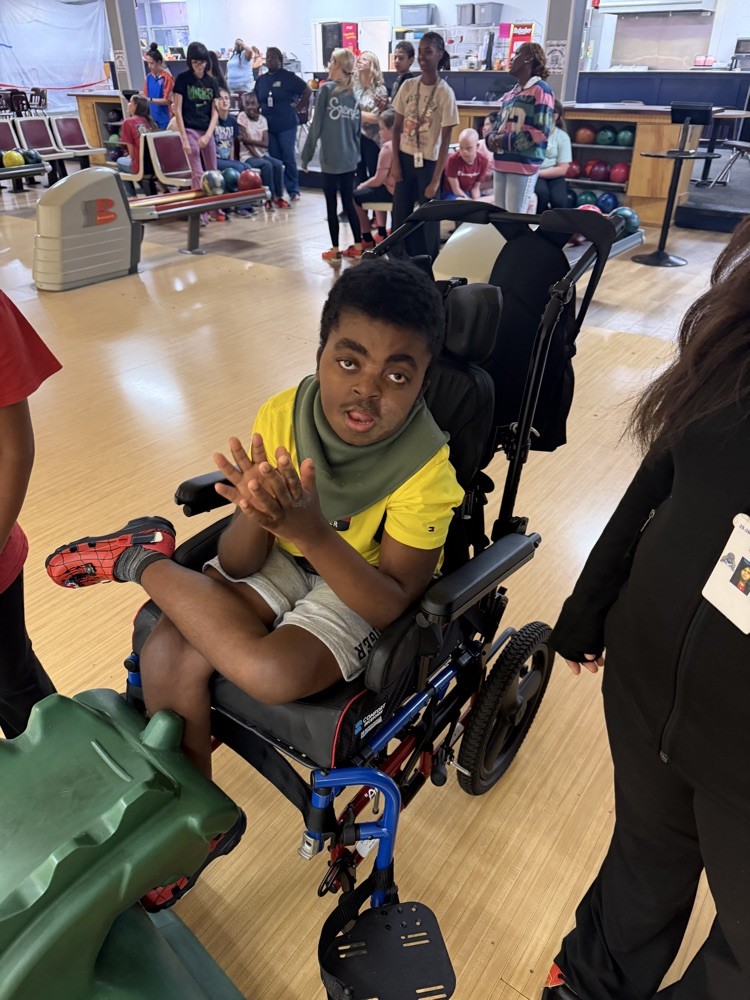 Buddy Club Bowling Field Trip