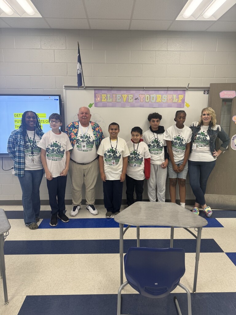 Coach Ski with students