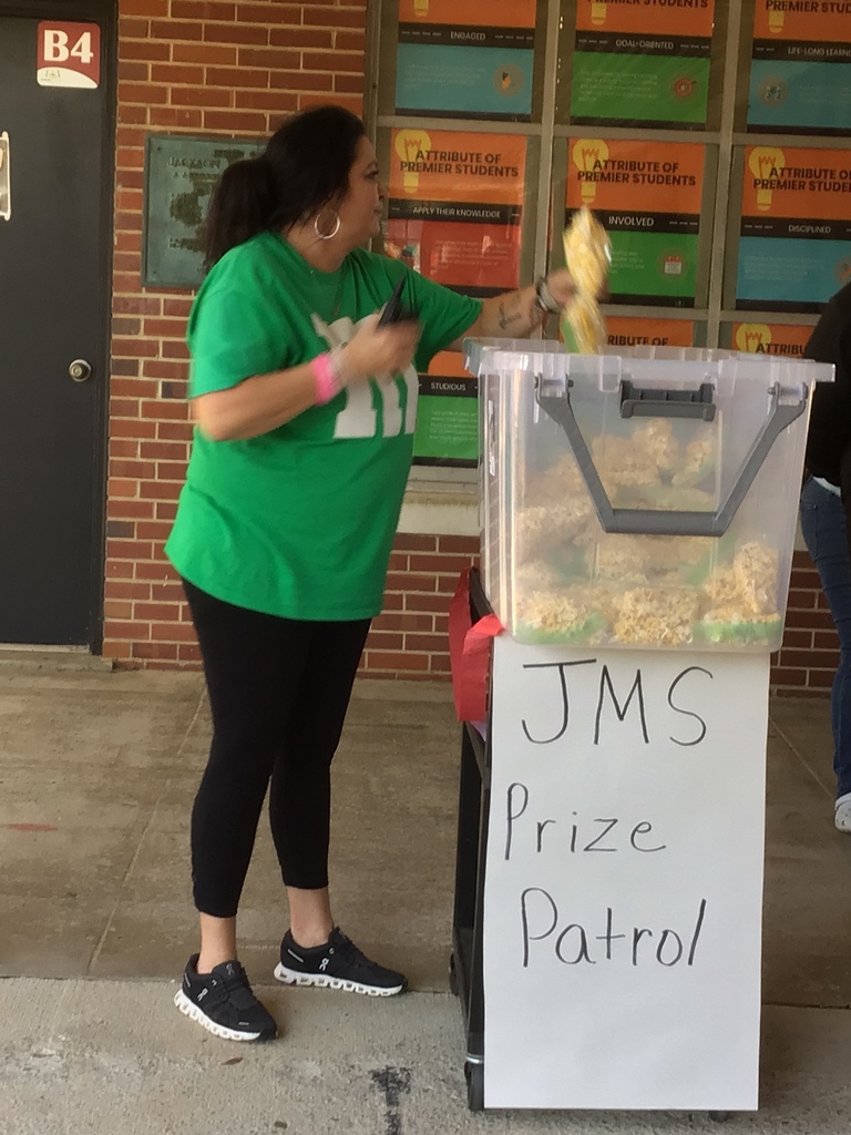 The JMS Prize Patrol delivering snacks.