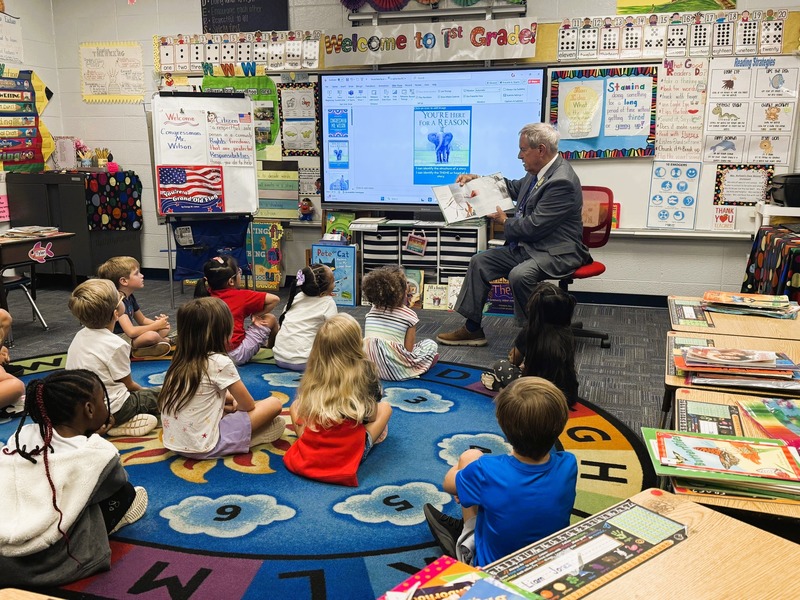 Mr Wilson Reading to first Grade