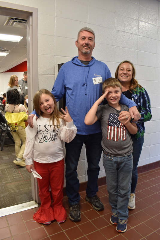 Veterans with family.