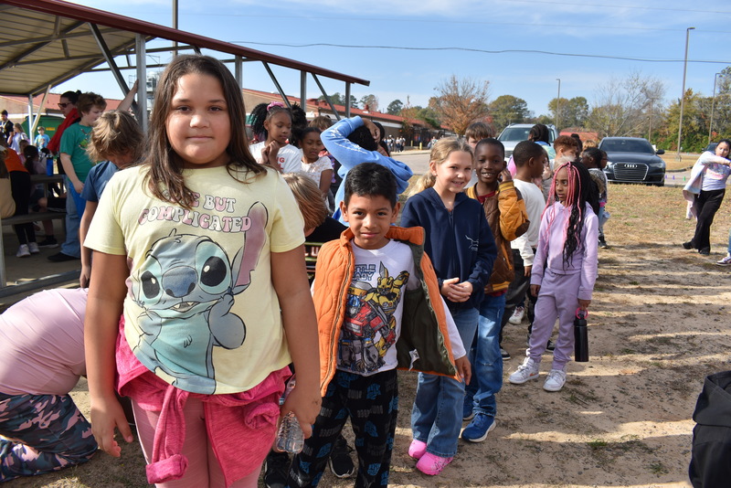 Students waiting to start the Turkey Trot.