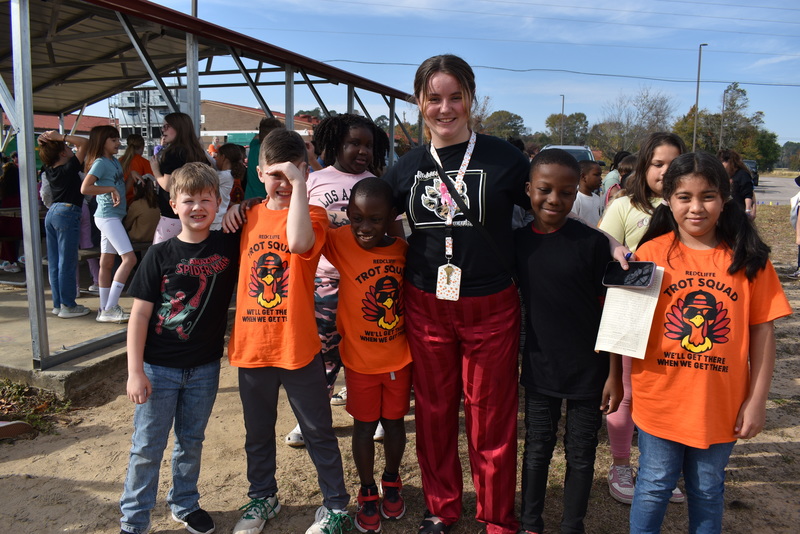 Students and staff waiting to start the Turkey Trot.