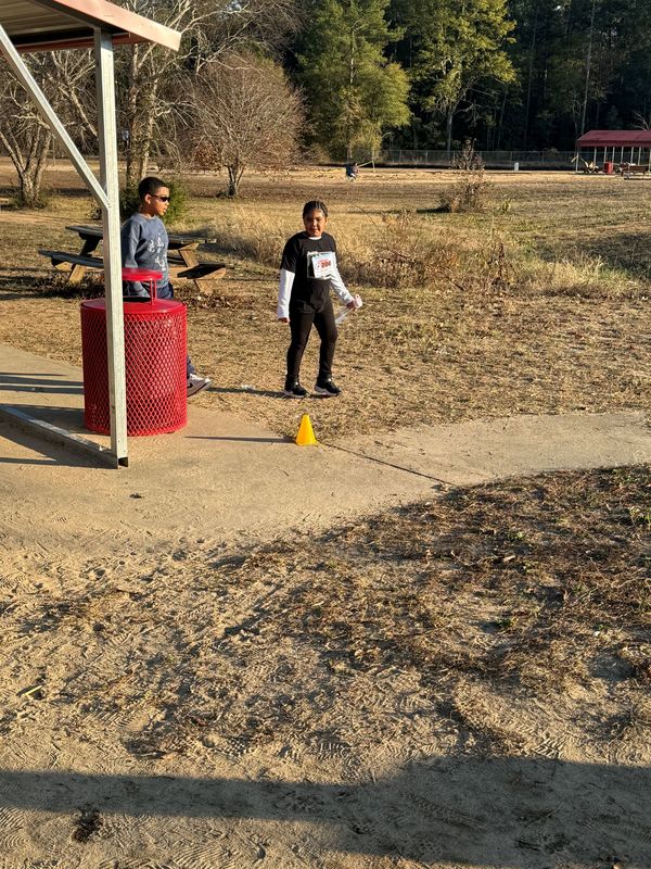 Runners running in race.