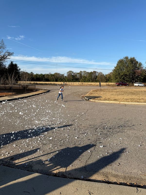 Runners running in race.