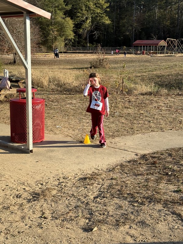 Runners running in race.