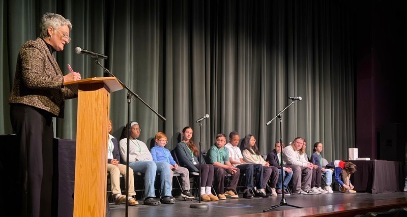 spelling bee contestants