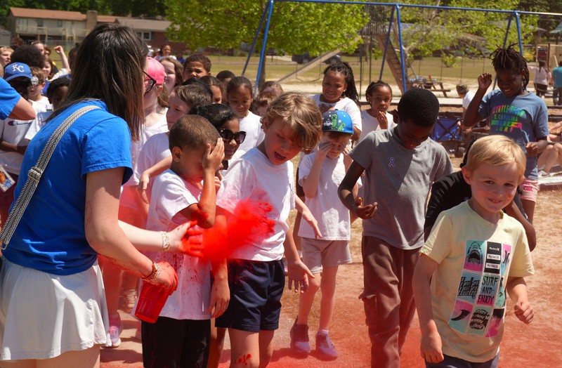 Gloverville Elementary participated in a color run with military students in mind. 