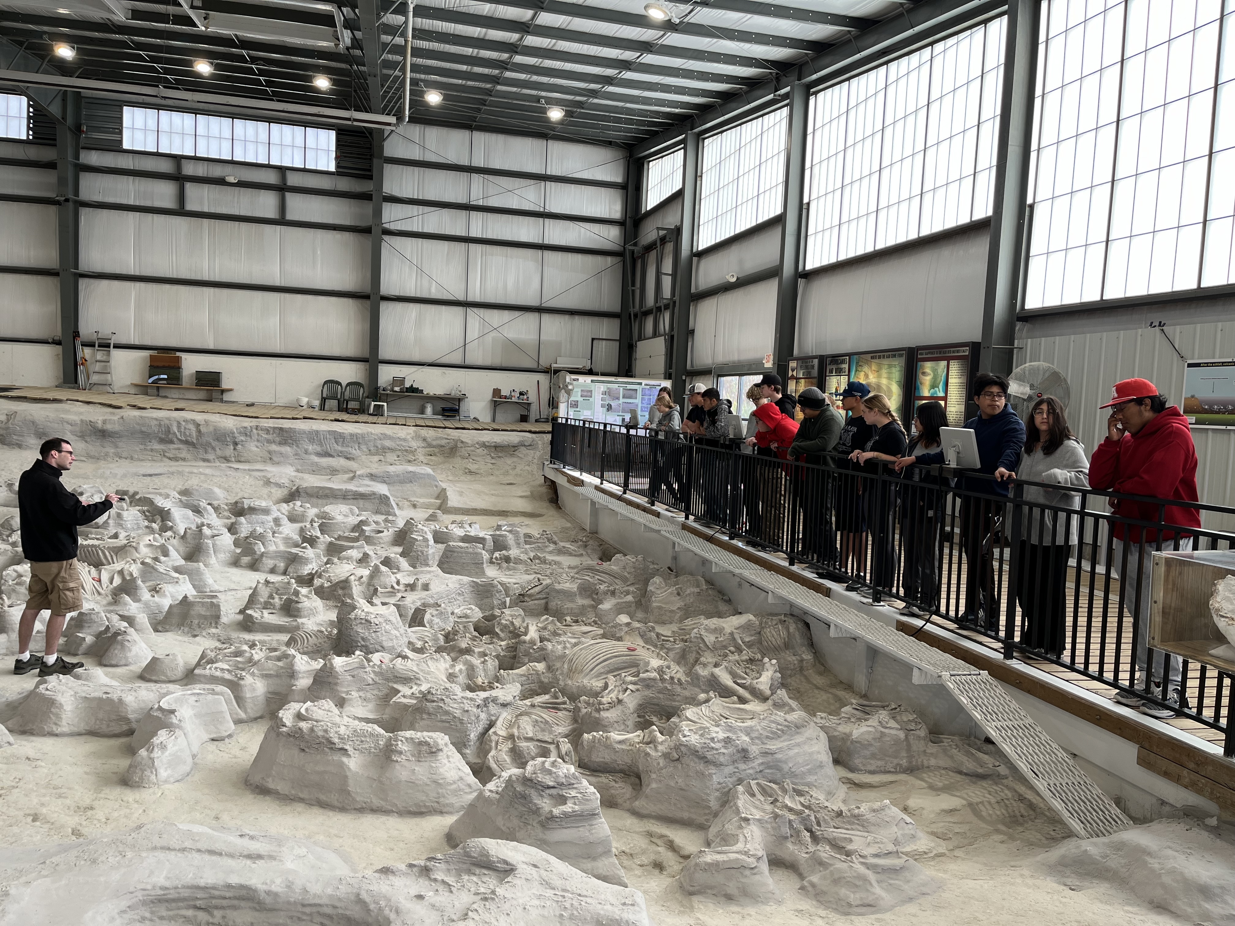 Earth Science Students tour Ashfall Fossil Beds | Ainsworth