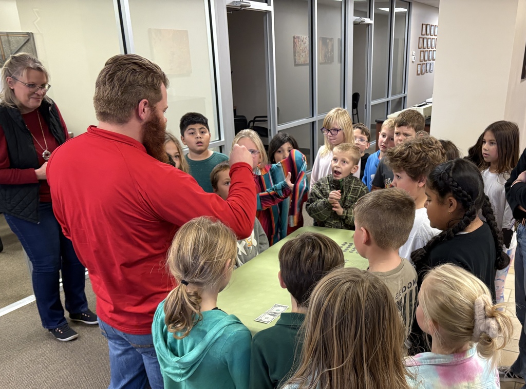 Ainsworth Community Schools