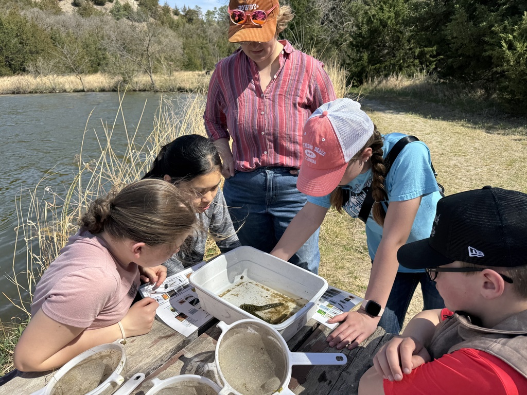 Ainsworth Community Schools