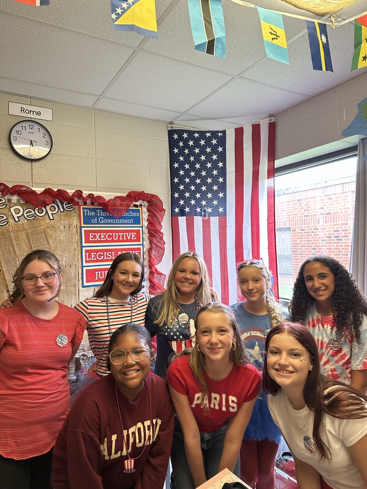 students in patriotic outfits