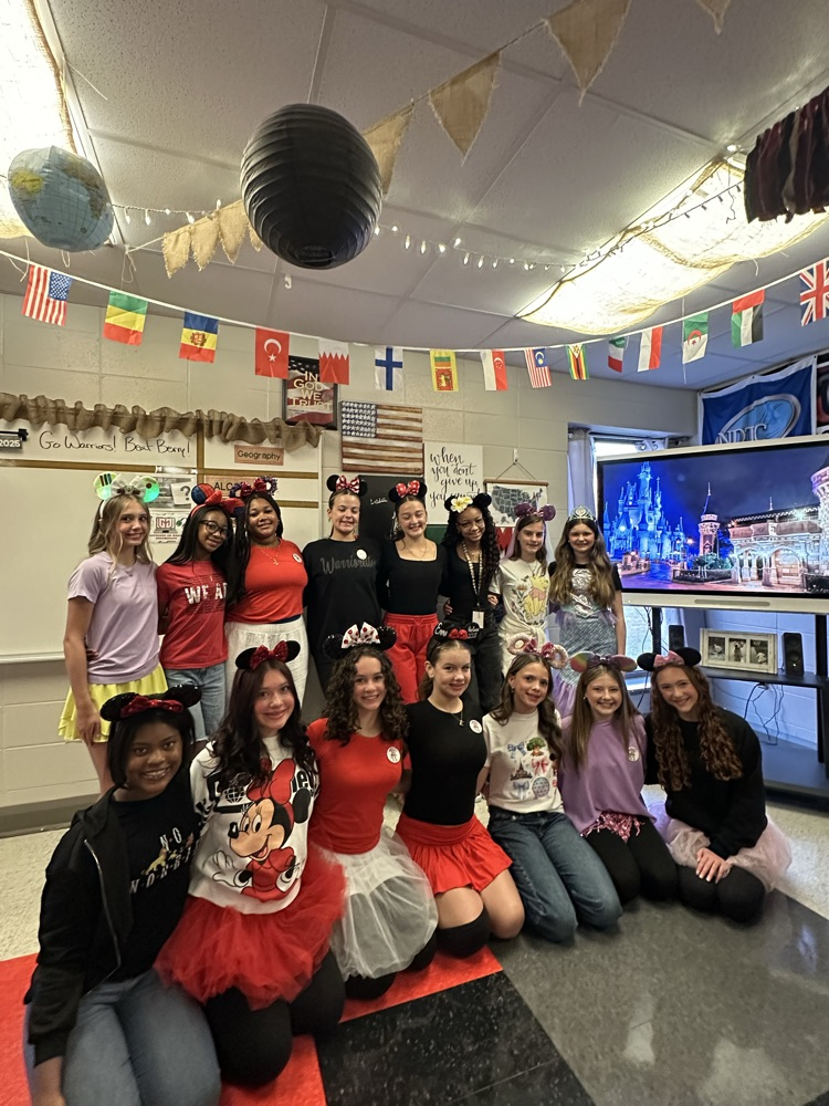 students in Disney gear