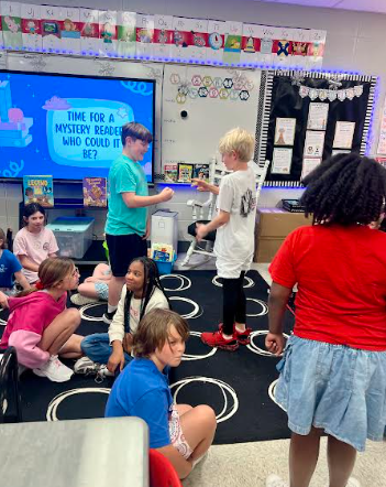 kids playing rock paper sissors