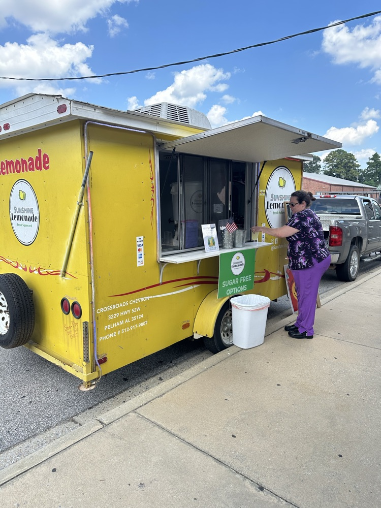 lemonade truck 