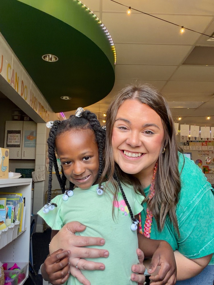 Kindergarten/Pre-K Color Days- Green💚