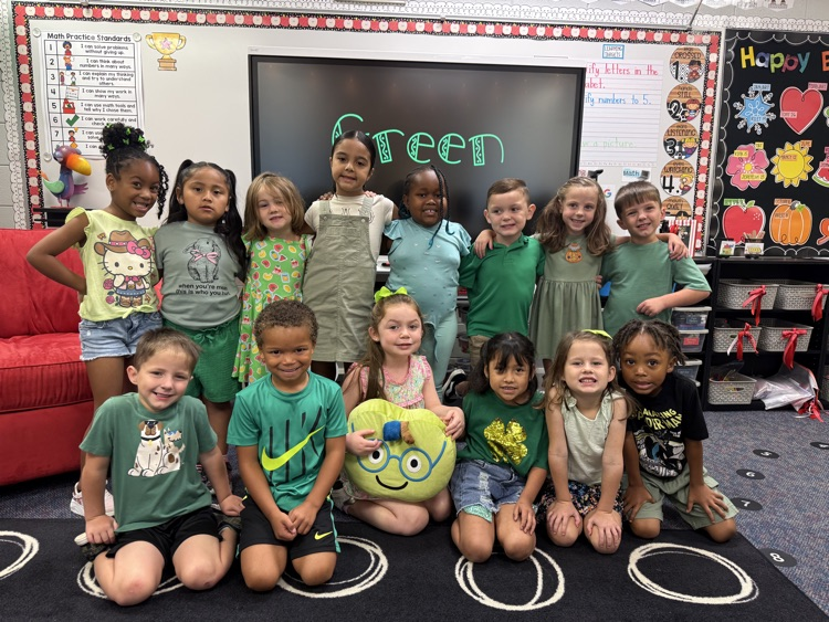Kindergarten/Pre-K Color Days- Green💚