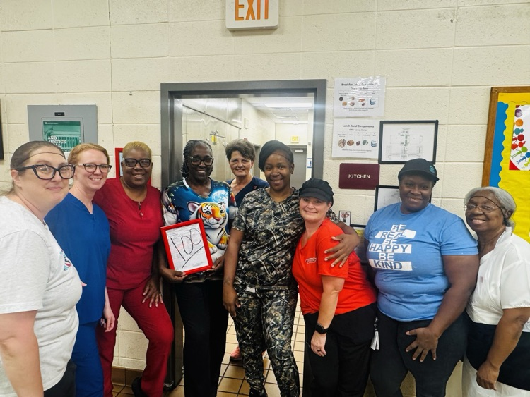 lunchroom staff