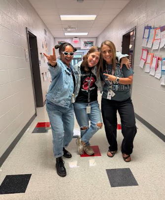 3 teachers together