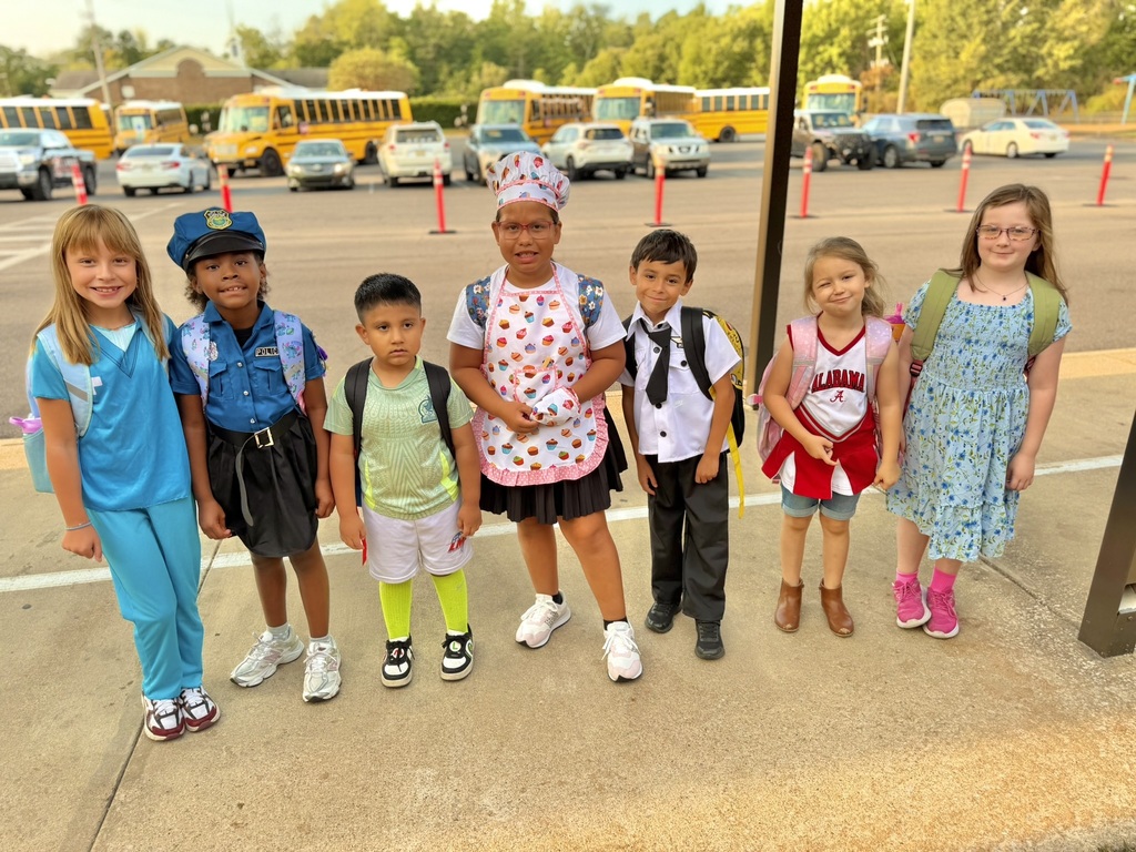 kids standing outside dressed up