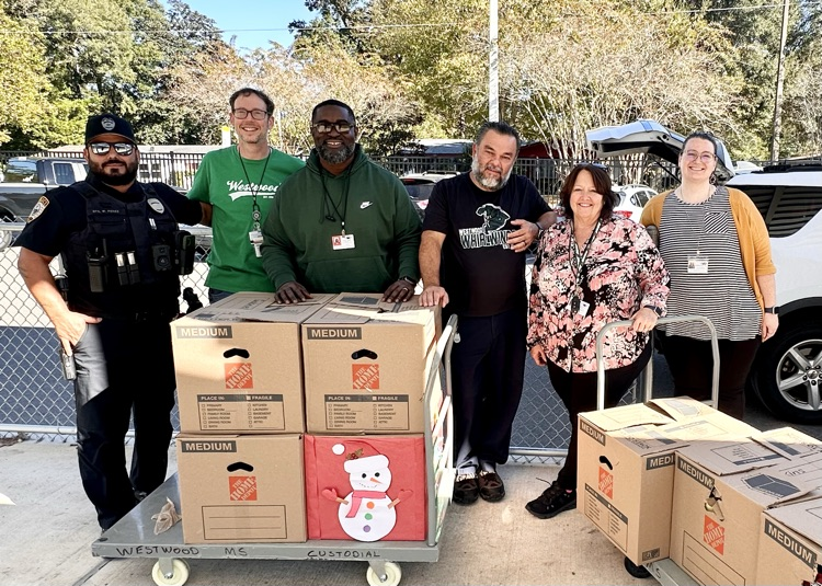 28 Family Dinner Boxes complete!  